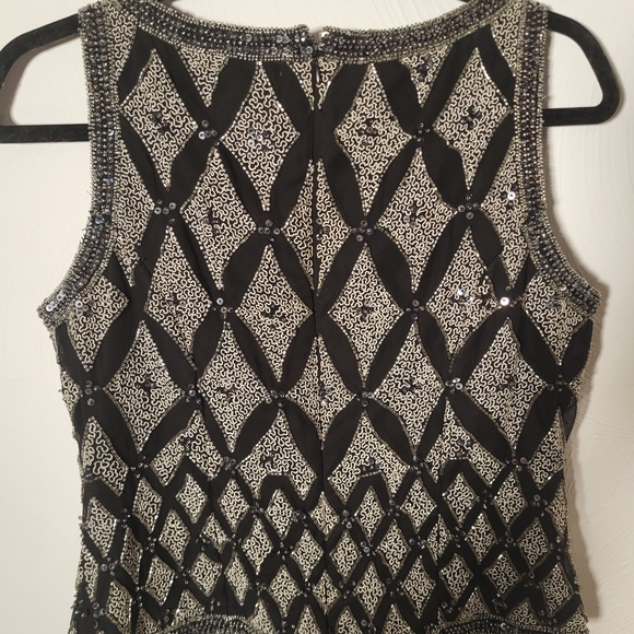 Papell Boutique Black and Silver Geometric Tank Top - Picture 2 of 6